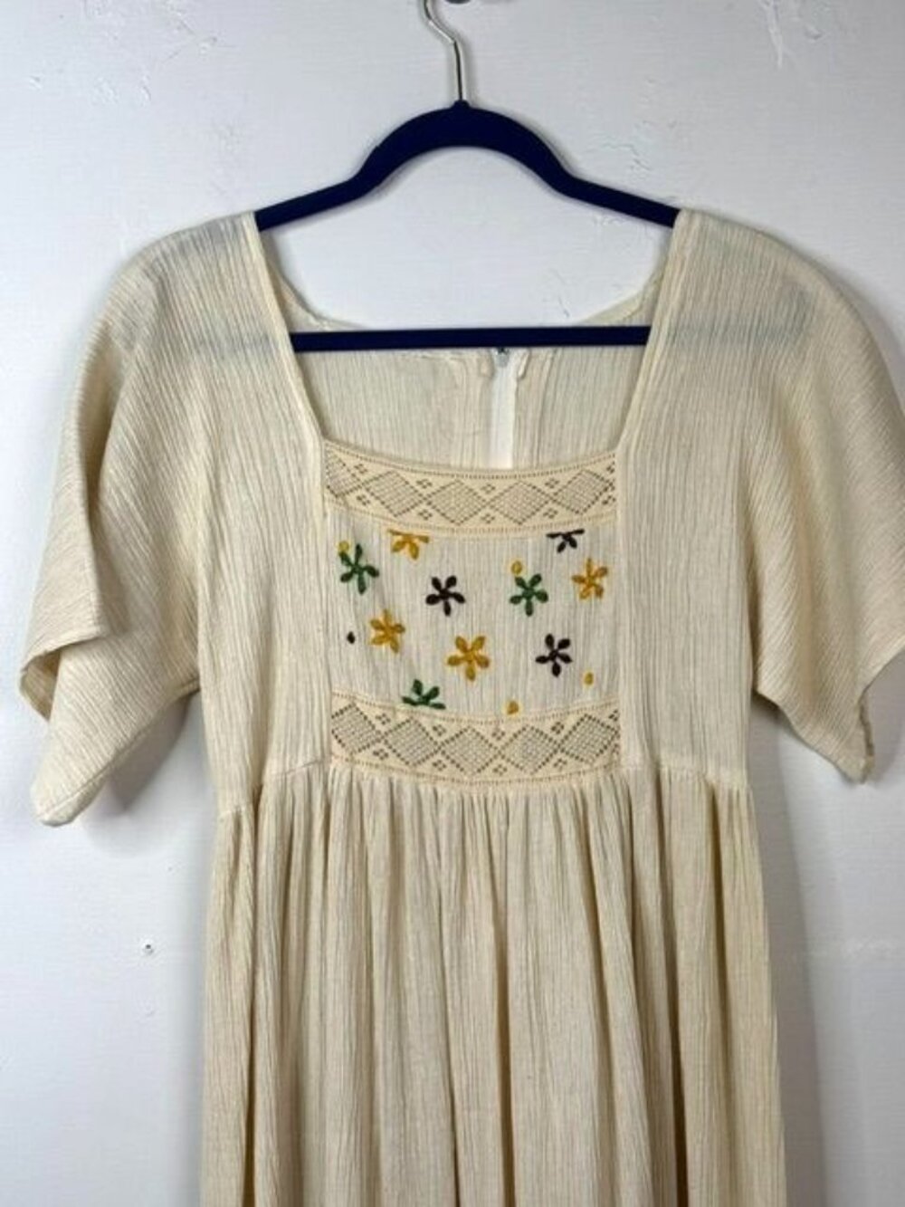 Vintage Cream Color Embroidered Bodice Short Sleeve Cottagecore Maxi Dress - Picture 3 of 6